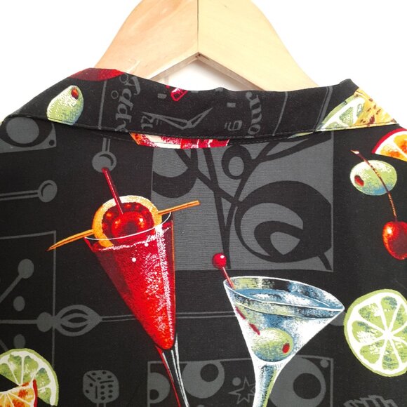 Paradise Found Women's "Happy Hour" Short Sleeve Hawaiian Shirt Black Size L - Picture 5 of 11
